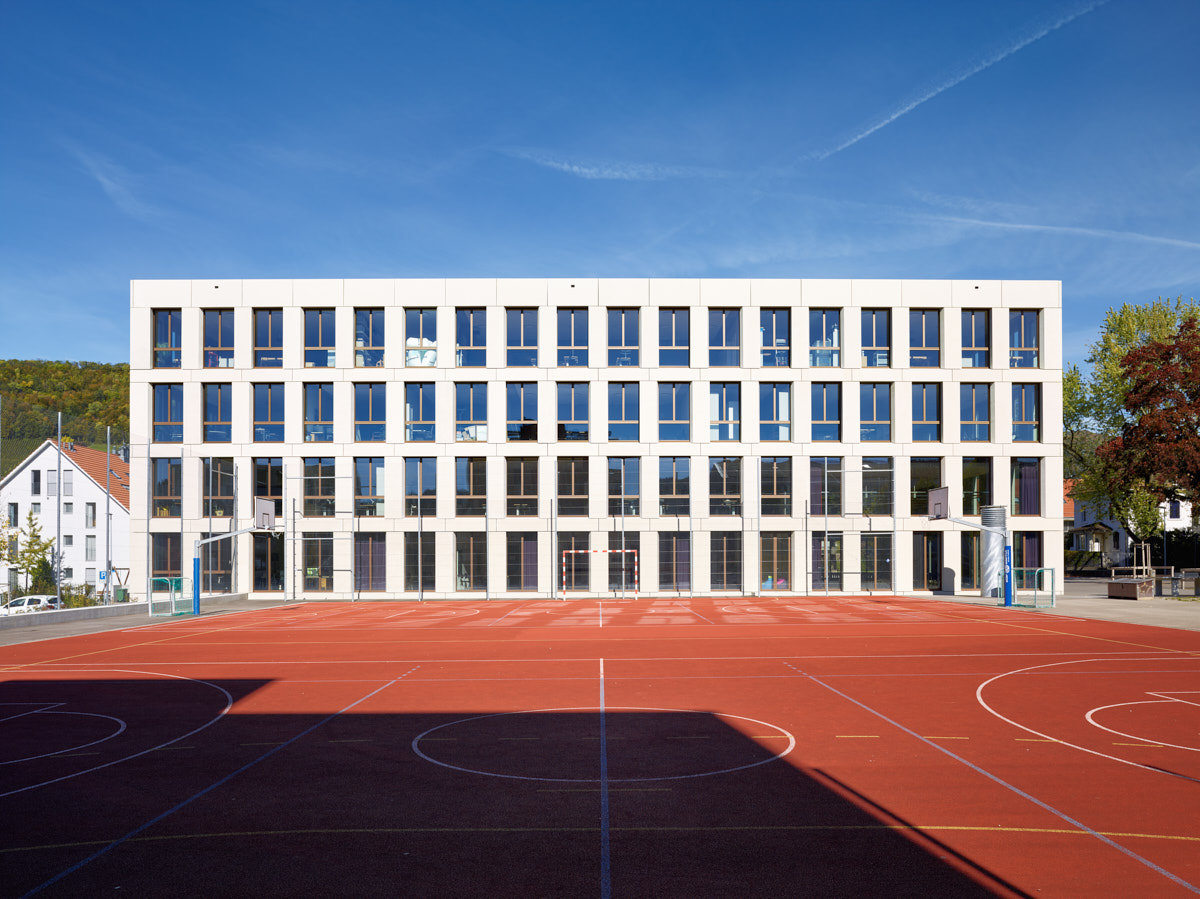 https://www.hanneshenz.ch/files/gimgs/69_1702276600.jpg
